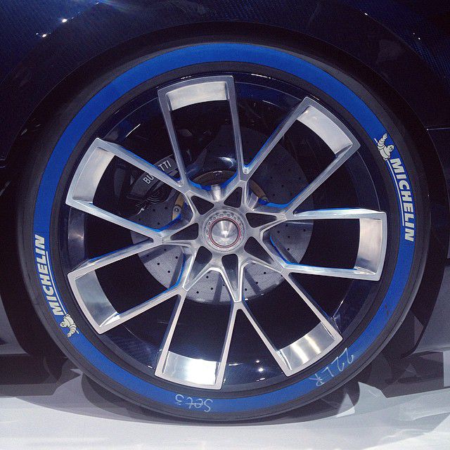 Bugatti Gran Turismo Tire