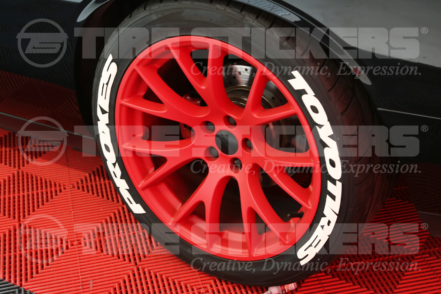Toyo Tires Proxes – Stretched Tire Lettering